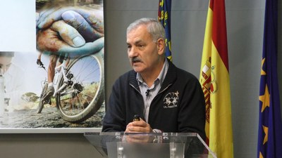 José María Bermúdez de Castro habla de los grandes simios en la Real Academia Española